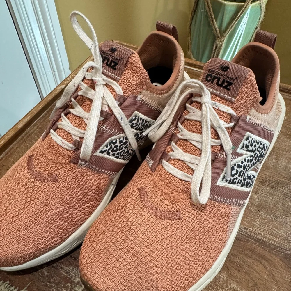 New Balance Tan Sneakers - Picture 5 of 7
